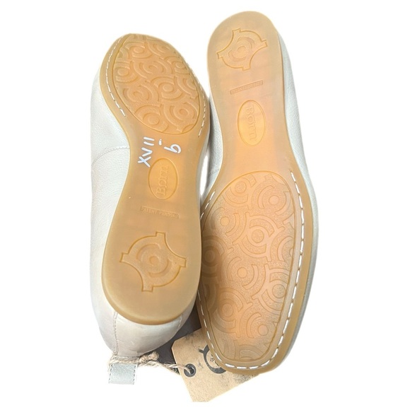 Born Beca Leather Upper Rubber Outsole Beige Ballet Flat Size 9.5 GUC - Picture 4 of 6